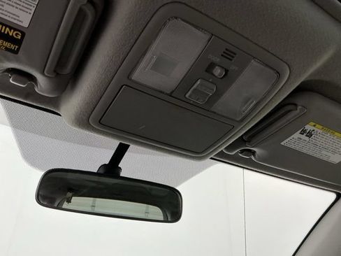 Used 2007 Toyota RAV4 Limited AWD/4WD image 20