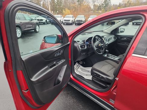 Used 2019 Chevrolet Equinox LT image 10