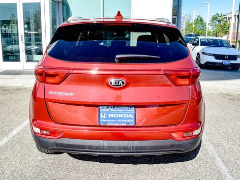 Used 2017 Kia Sportage LX w/ LX Popular Package AWD/4WD image 6