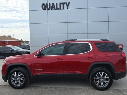 Used 2023 GMC Acadia SLT