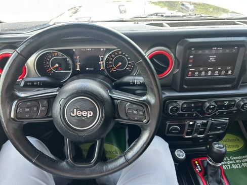 Used 2018 Jeep Wrangler Unlimited Sport S AWD/4WD image 18