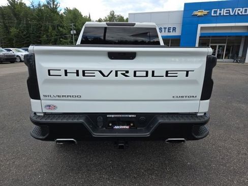 Used 2019 Chevrolet Silverado 1500 Custom Trail Boss w/ Custom Convenience Package AWD/4WD image 25