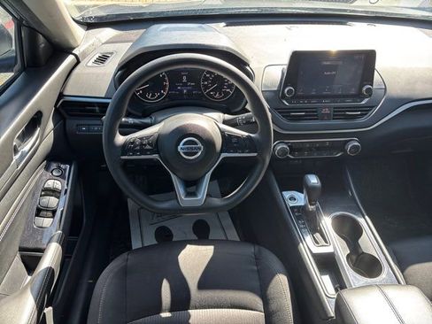 Used 2021 Nissan Altima 2.5 SV FWD image 20