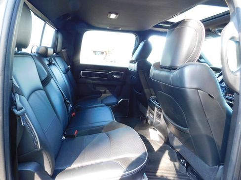 Used 2021 RAM 2500 Laramie AWD/4WD image 5