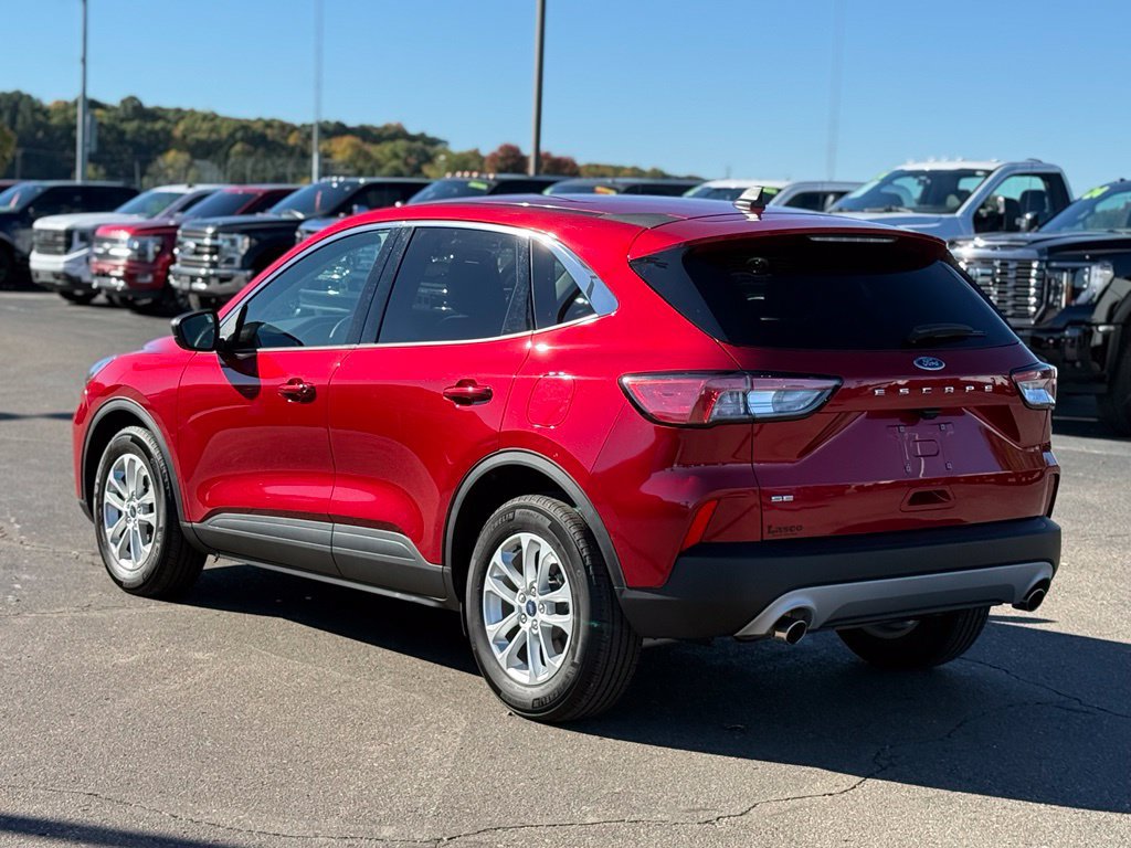 Used 2022 Ford Escape SE w/ Cold Weather Package FWD image 34