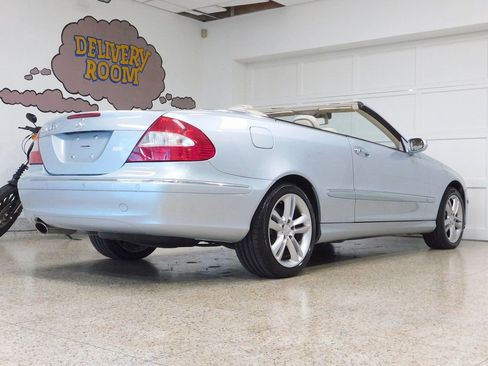 Used 2007 Mercedes-Benz CLK 350 Cabriolet image 4