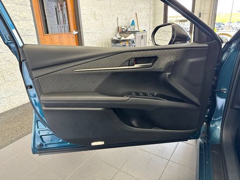 Certified 2025 Toyota Camry XLE AWD/4WD image 34