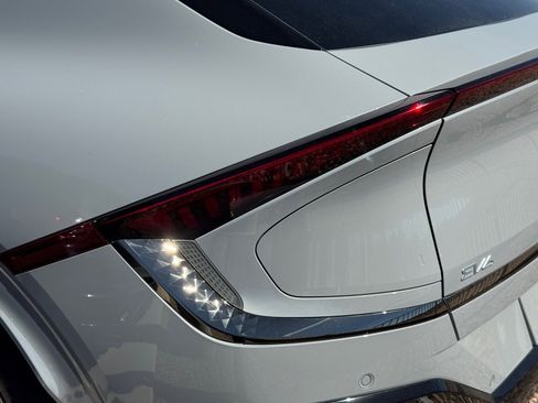 Certified 2025 Kia EV6 GT-Line image 5