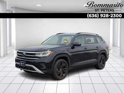 Used 2023 Volkswagen Atlas SE w/ Black Wheel Package