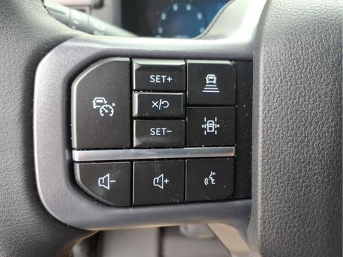 Used 2025 Ford F150 XLT w/ Equipment Group 302A MID image 21