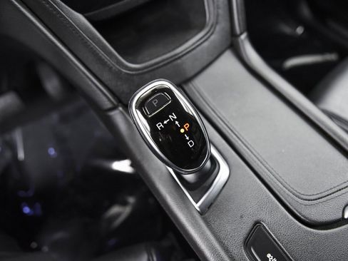 Used 2018 Cadillac XT5 Luxury w/ Driver Awareness Package image 20