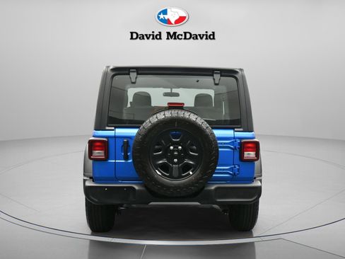 Used 2025 Jeep Wrangler Sport image 15