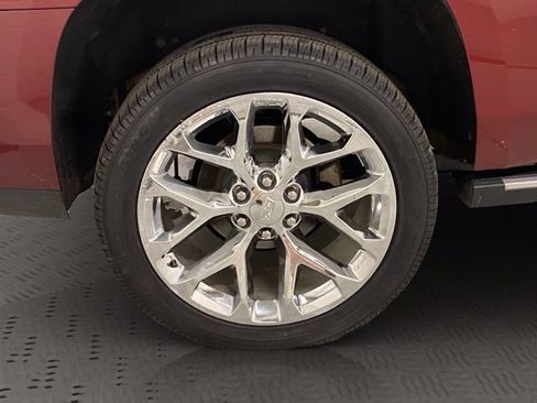 Used 2020 Cadillac Escalade Premium Luxury AWD/4WD image 39