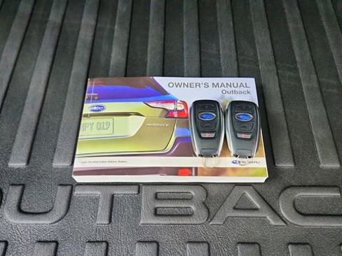 Used 2025 Subaru Outback Premium image 59