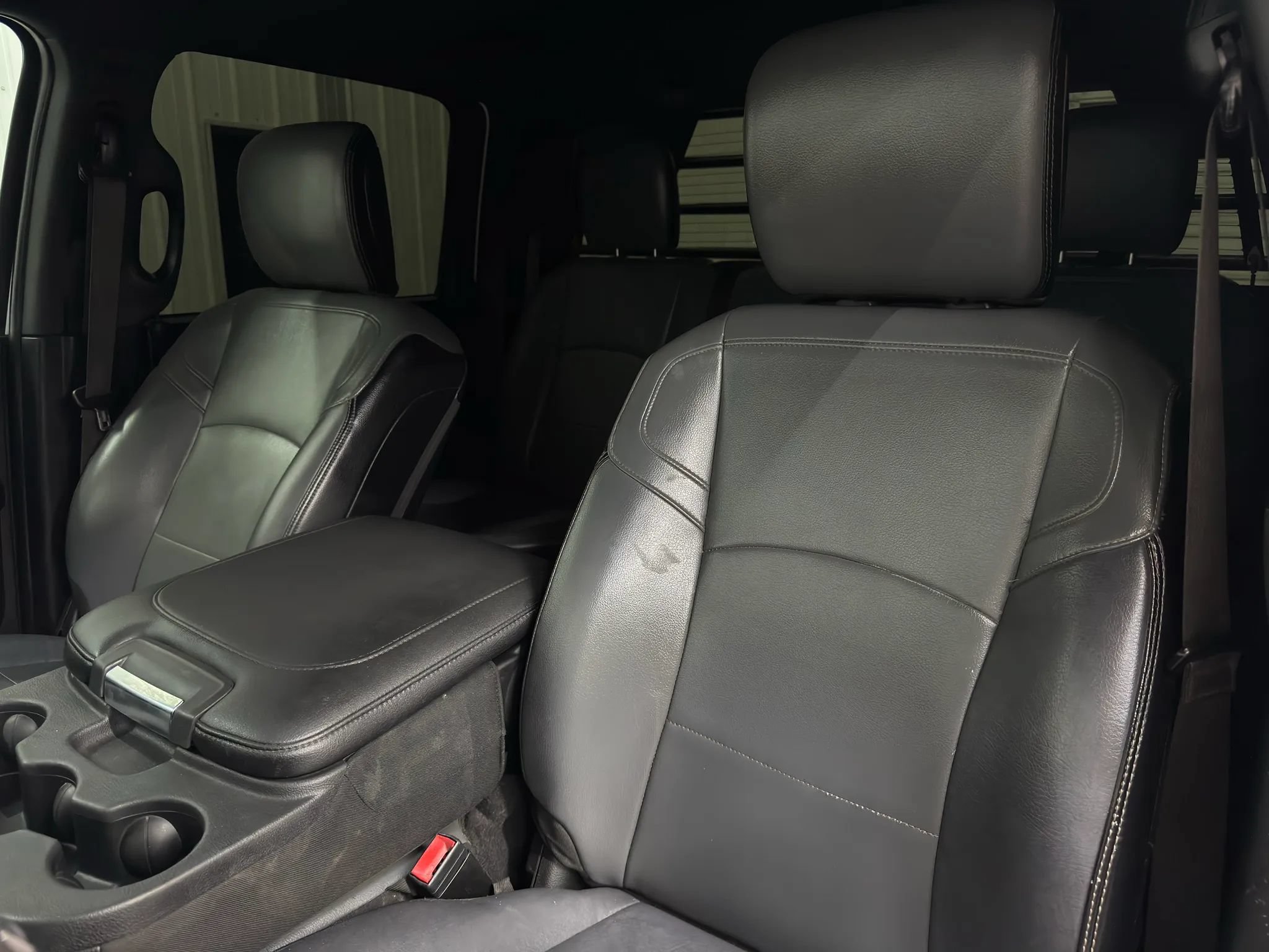 Used 2021 RAM 3500 Tradesman w/ Chrome Appearance Group AWD/4WD image 10
