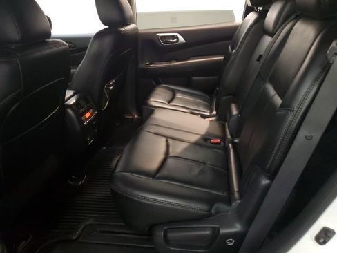 Used 2016 Nissan Pathfinder SL w/ SL Tech Package AWD/4WD image 26
