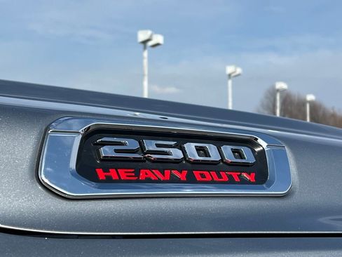 Used 2022 RAM 2500 Laramie w/ Body Color Bumper Group image 18