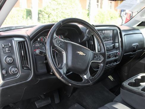 Used 2018 Chevrolet Silverado 1500 LT w/ All Star Edition AWD/4WD image 17
