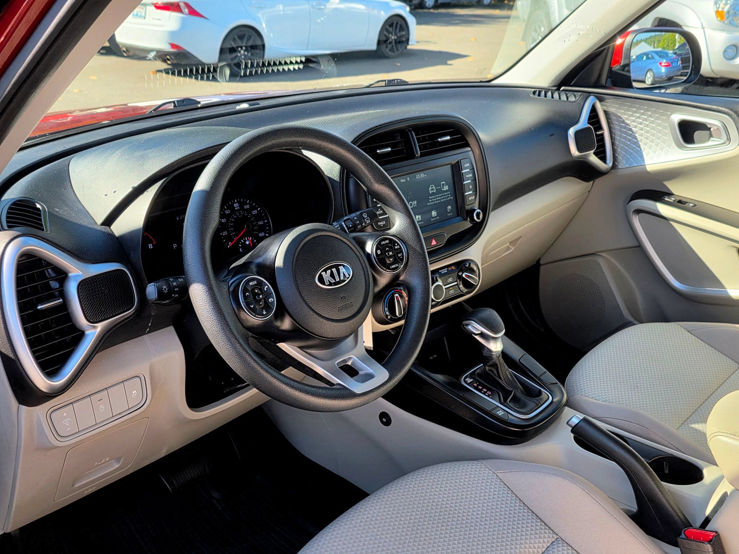 Used 2020 Kia Soul LX FWD image 20