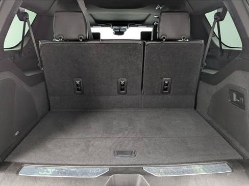 Used 2021 Cadillac Escalade ESV Sport AWD/4WD image 18