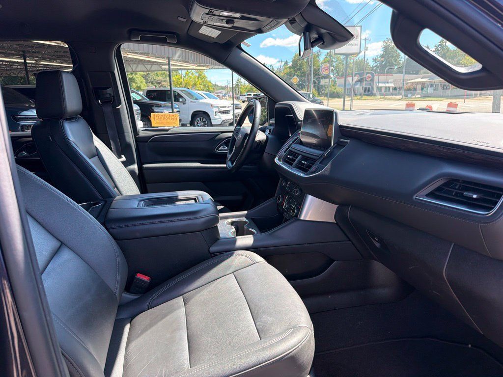 Used 2024 Chevrolet Tahoe LT AWD/4WD image 20