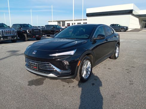 New 2026 Buick Envista Preferred image 1