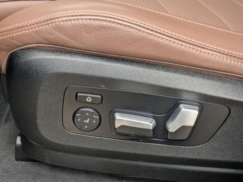 Used 2023 BMW X5 sDrive40i w/ Premium Package image 26