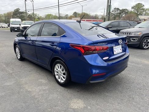 Used 2022 Hyundai Accent SEL image 6