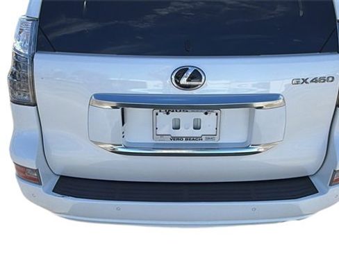 Used 2021 Lexus GX 460 Premium image 14