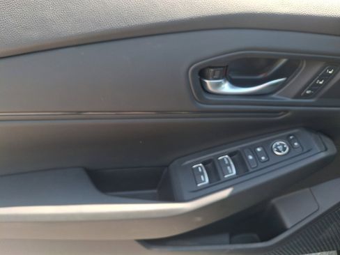 Used 2024 Honda Accord EX-L image 12