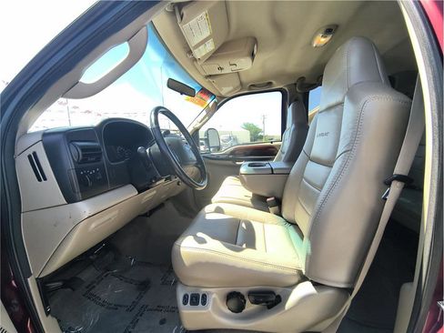 Used 2005 Ford F250 Lariat AWD/4WD image 9