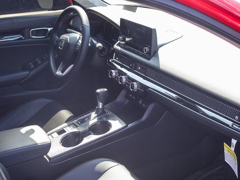 Used 2024 Honda Civic EX-L image 11