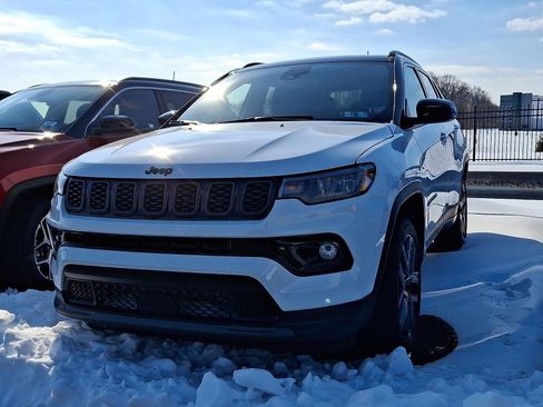 New 2026 Jeep Compass Limited w/ Sun, Sound & Navigation Group AWD/4WD image 3