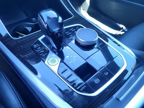 Used 2021 BMW X5 M50i AWD/4WD image 20
