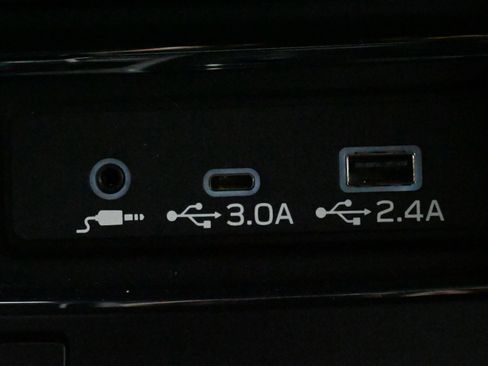 New 2025 Subaru Ascent Limited image 43