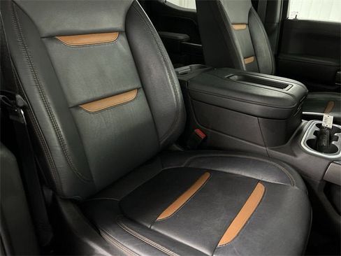 Certified 2022 GMC Sierra 1500 AT4 w/ AT4 Premium Package image 27
