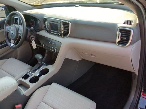 Used 2018 Kia Sportage LX image 26