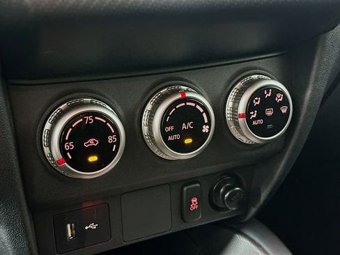 Used 2025 Mitsubishi Outlander Sport ES image 22