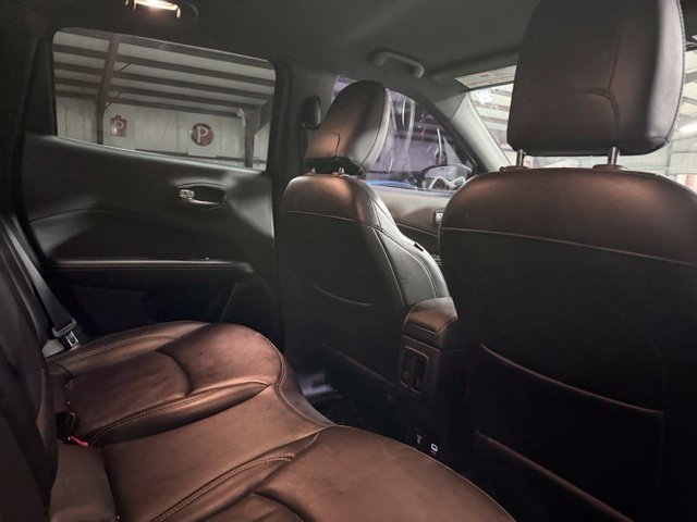 Used 2021 Jeep Compass Latitude FWD image 15