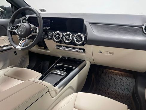 Used 2026 Mercedes-Benz GLA 250 4MATIC image 28