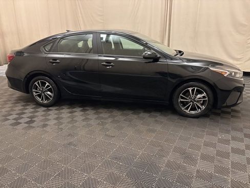 Certified 2023 Kia Forte LXS w/ LXS Technology Package image 4