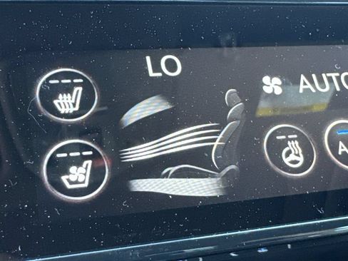 New 2025 Genesis G70 3.3T Advanced AWD/4WD image 30