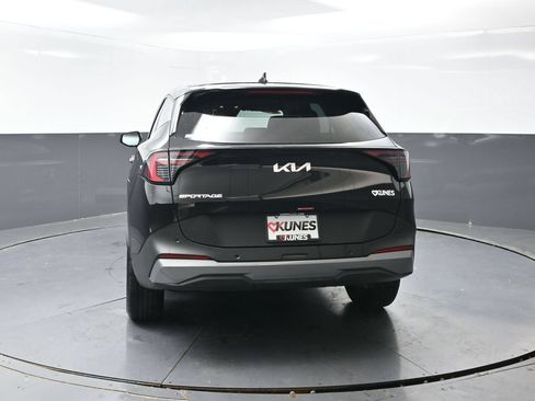 Used 2026 Kia Sportage LX FWD image 13