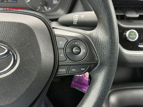 Used 2023 Toyota Corolla LE image 27