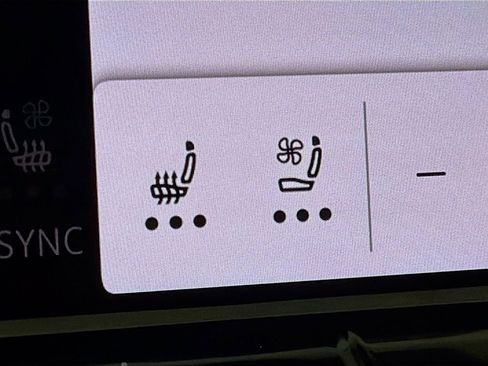 Used 2025 Volkswagen Atlas Peak Edition SE image 20