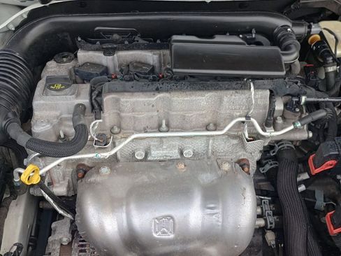 Used 2016 Chrysler 200 LX image 23