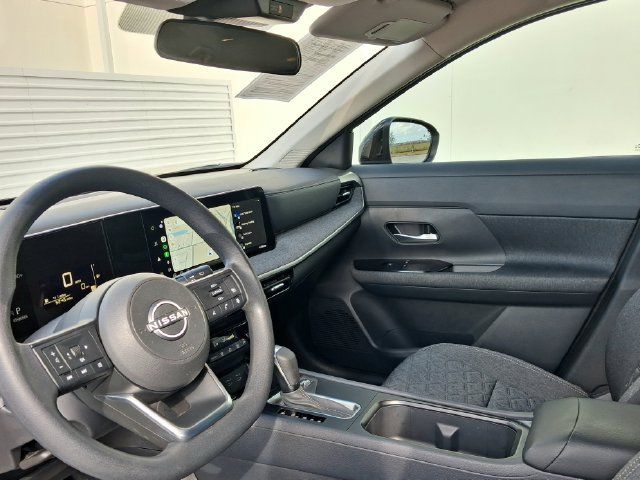 Used 2026 Nissan Kicks SV FWD image 12