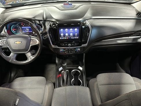 Used 2020 Chevrolet Traverse LT w/ Driver Confidence II Package AWD/4WD image 22