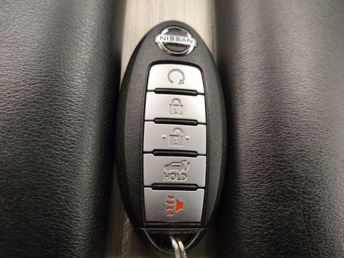 Used 2016 Nissan Murano Platinum w/ Platinum Technology Package image 32