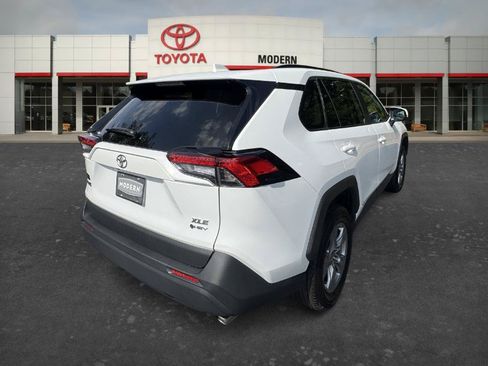 Certified 2025 Toyota RAV4 XLE AWD/4WD image 5